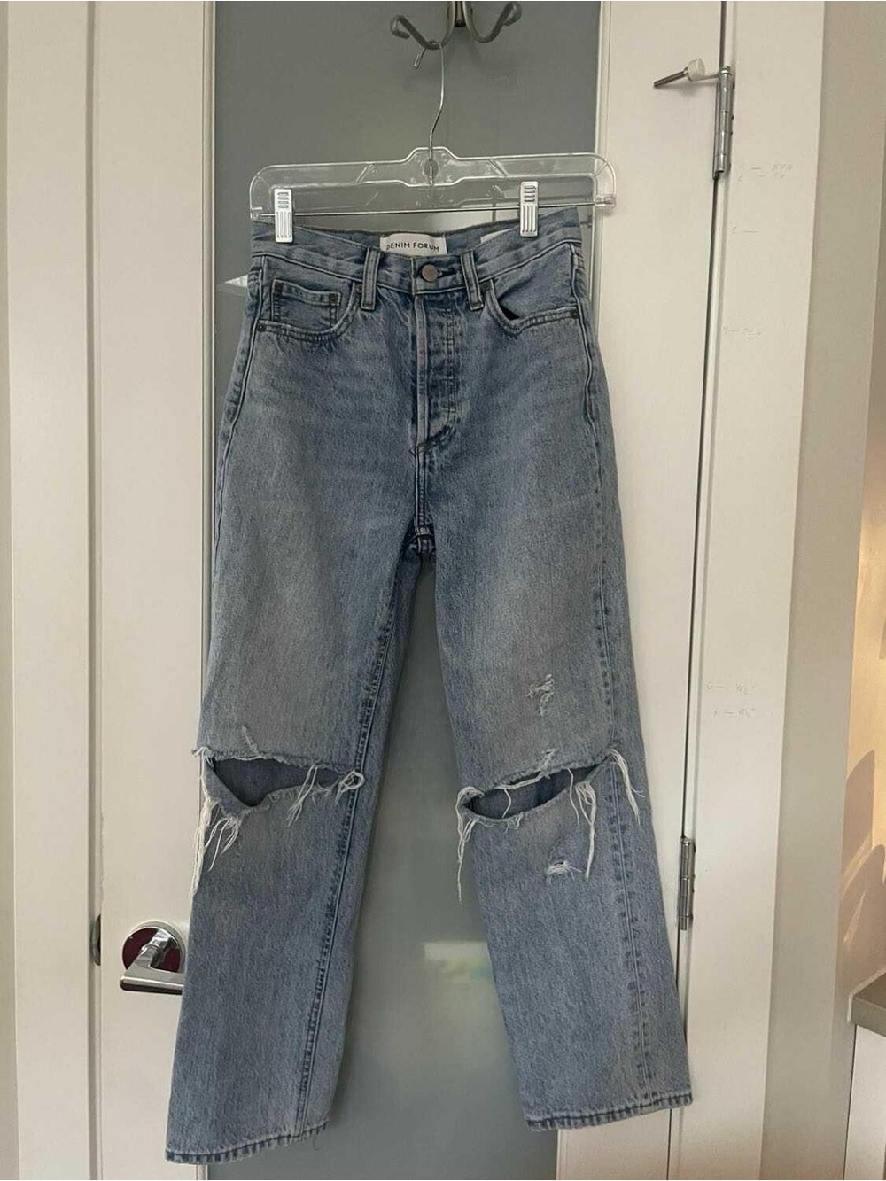 Denim Forum Light Blue Jeans with Contrast Stitching
